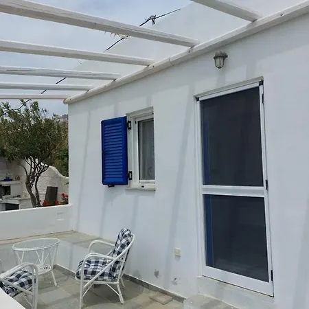 μπλε στουντιο 1 * Livadi (Serifos)